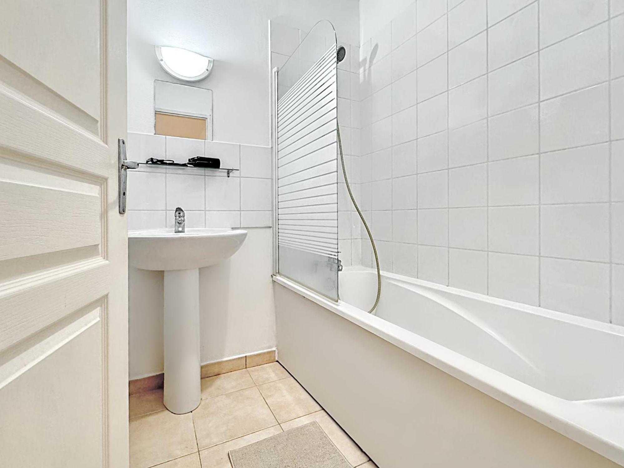 Solstice Apartment